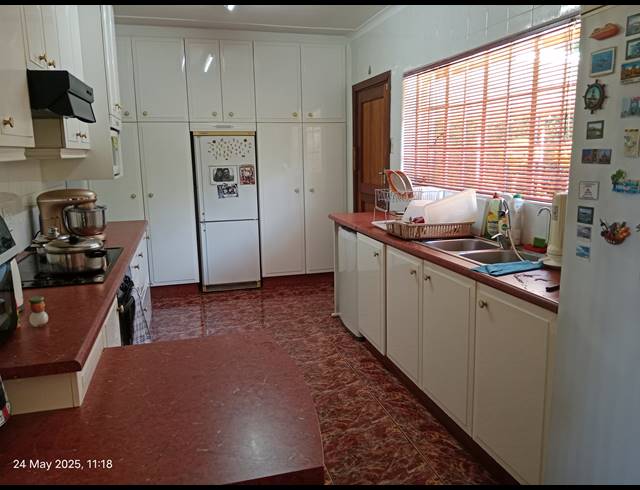 2 BEDROOM FREESTANDING FOR SALE IN BELFORT ESTATE